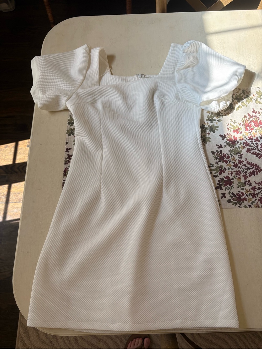 She + Sky White Puff-Sleeve Mini Dress